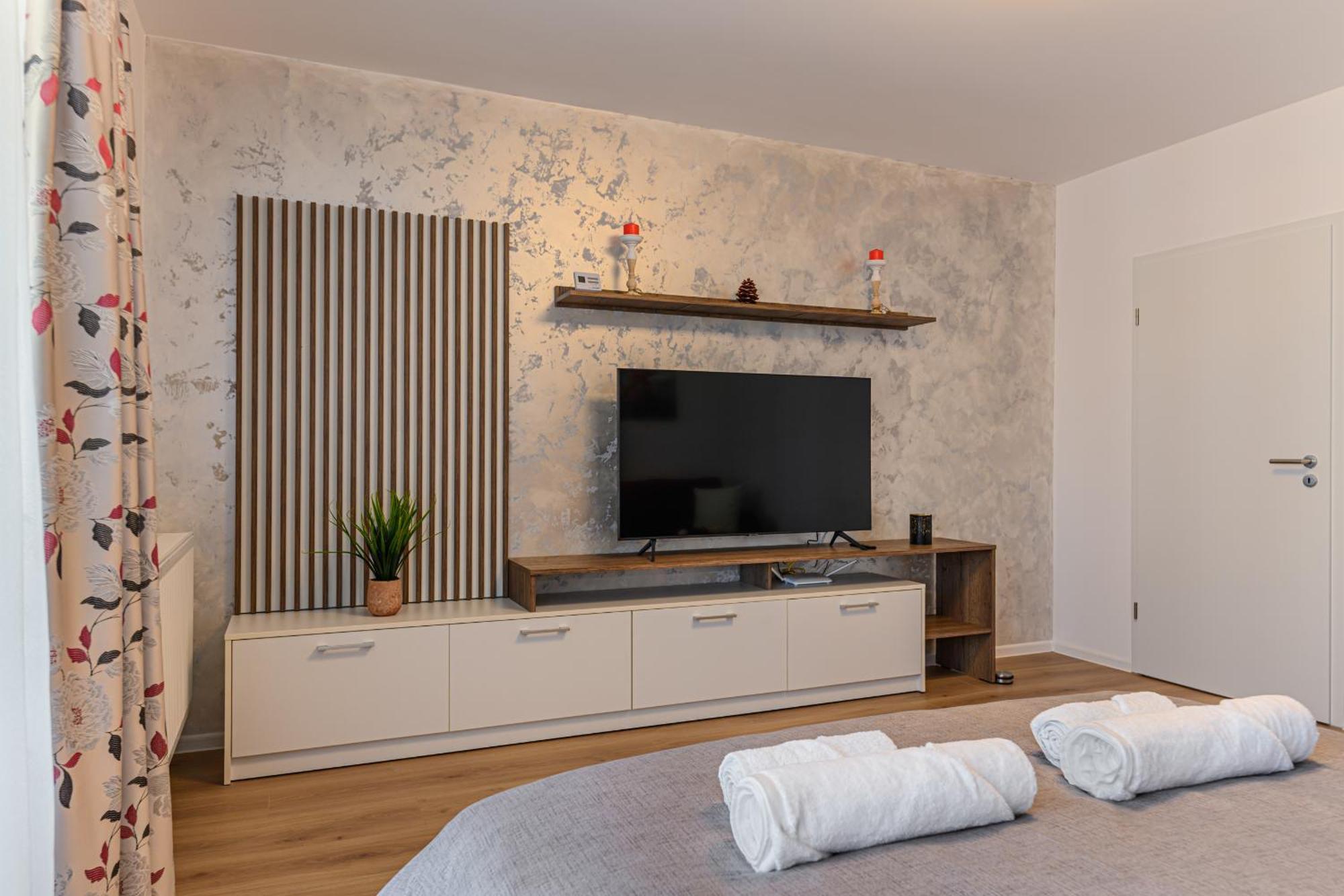 Luxury Landing Apartments Complex Qualis Braşov Exteriör bild